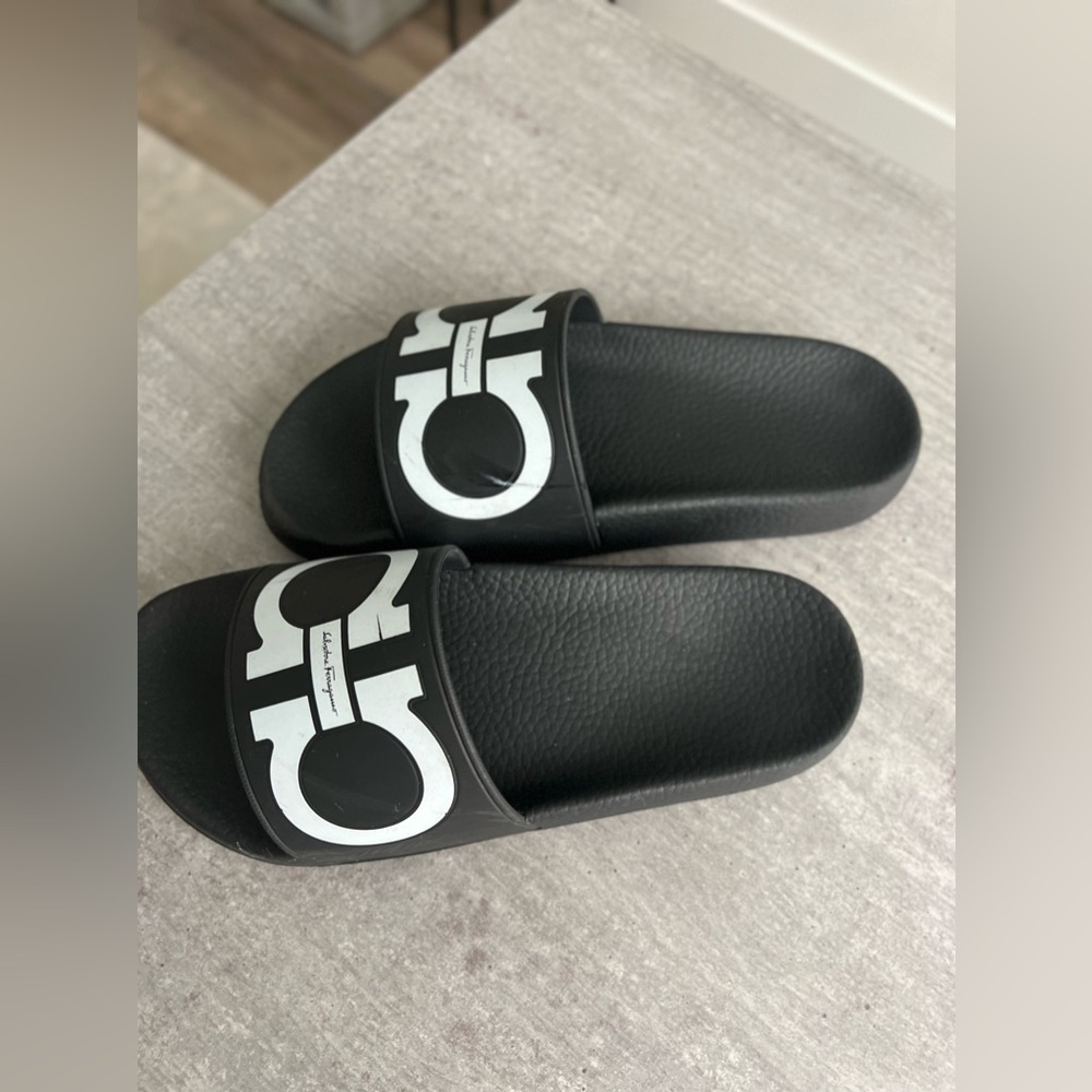 Ferragamo slide (men/women/kids)